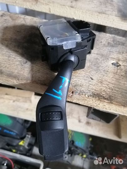 Переключатель дворников Ford Focus 2