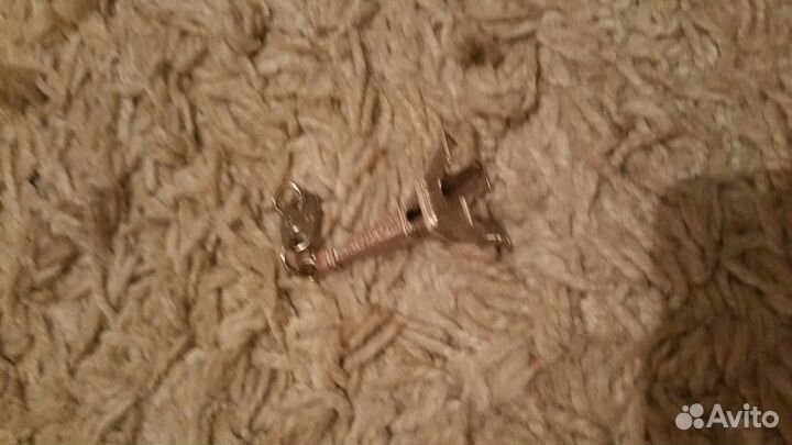 Брелок Эйфелева башня