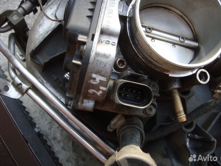 Дроссельная заслонка VAG audi A6 C5 2.4
