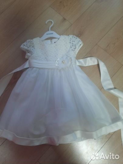 Платье для девочки праздничное. Размер 110-116