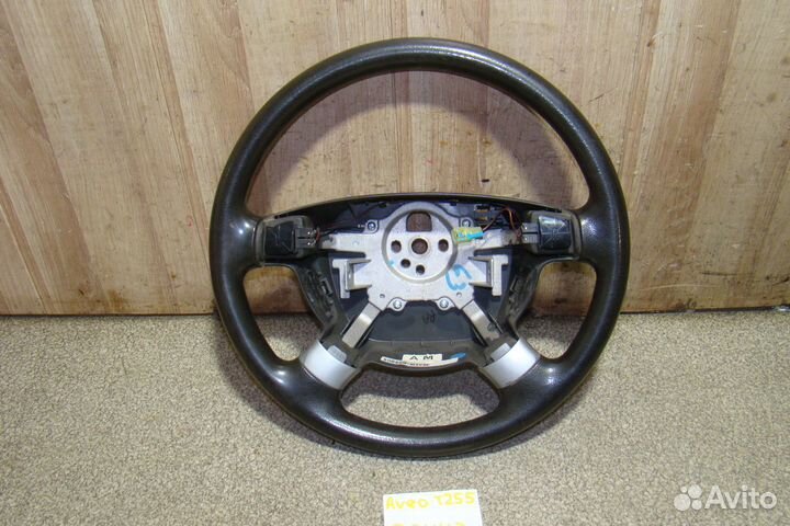 Рулевое колесо Chevrolet Aveo (T250)