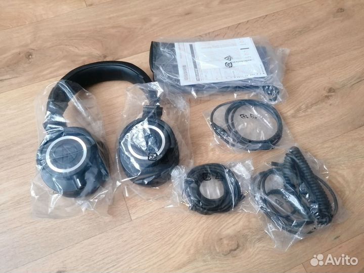 Наушники Audio Technica ATH-M50x