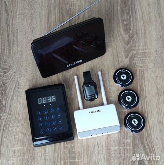 Комплект системы вызова: кнопка вызова официанта