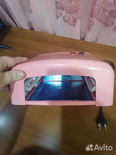 Лампа для ногтей