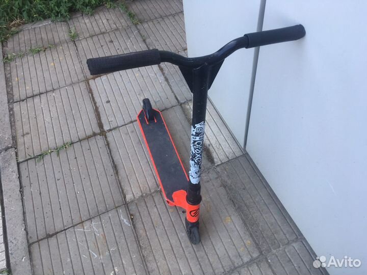 Трековой самокат