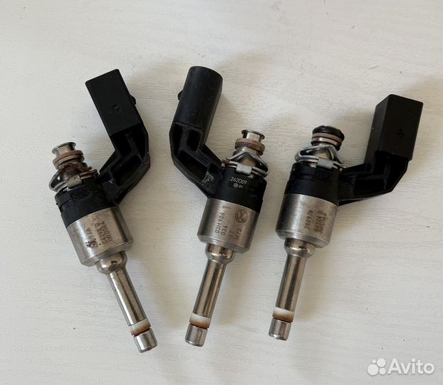Форсунка VW Touareg Phaeton 3.6 FSI