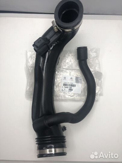 Патрубок воздушного фильтра peugeot 1440Q6