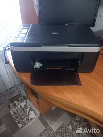 Цветной струйный принтер