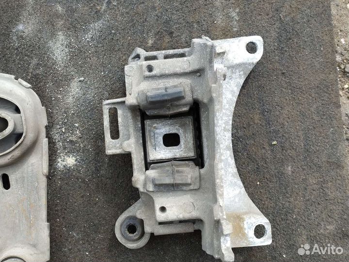 Подушки двигателя renault fluence