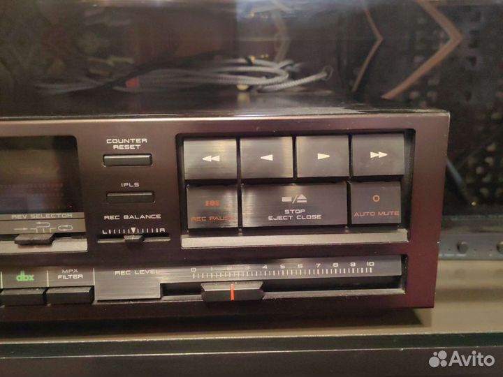 Дека кассетная Akai GX-R60