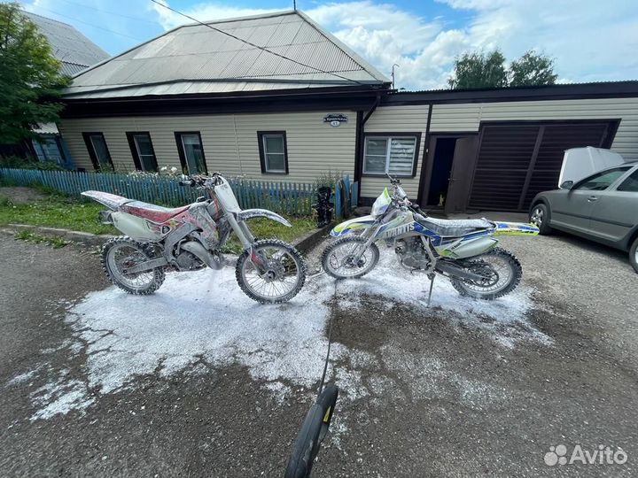 Обслуженная Honda CR 125R 2000, кроссовый мотоцикл