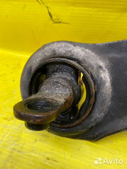 Рычаг подвески задний левый Hyundai Elantra HD