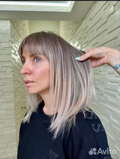 Модель на окрашивание волос