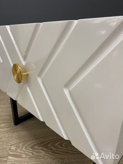 Тумба прикроватная 