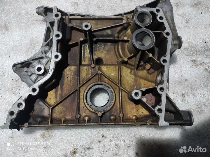 Крышка двигателя Mercedes-Benz w203