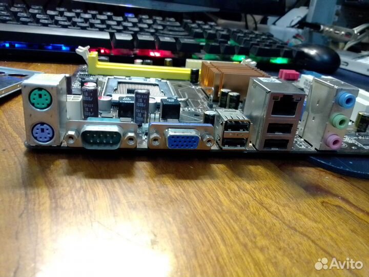 Материнка asus P5KPL-AM IN/GB