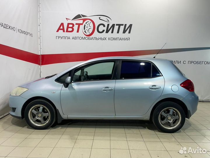 Toyota Auris 1.6 МТ, 2008, 303 000 км