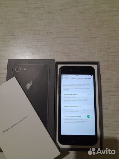 iPhone 8, 64 ГБ