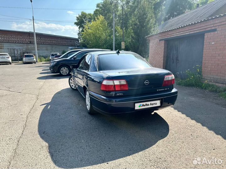 Opel Omega 2.2 МТ, 2000, 286 092 км