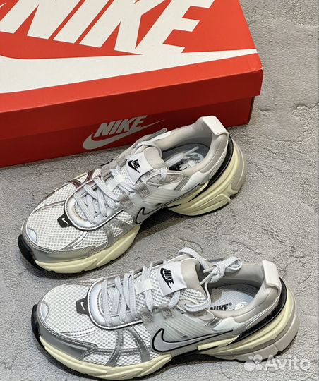 Nike V2K Run оригинал