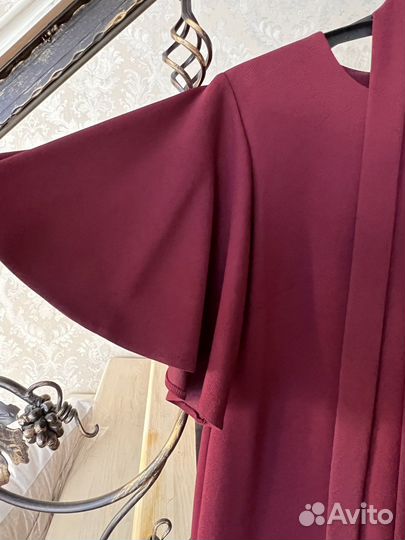 Платья женские 46-48-50