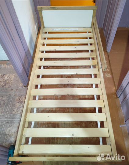 Детская кровать IKEA с матрасом