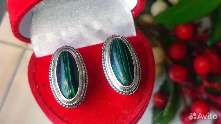 Классические крупные серьги с малахитом, 925