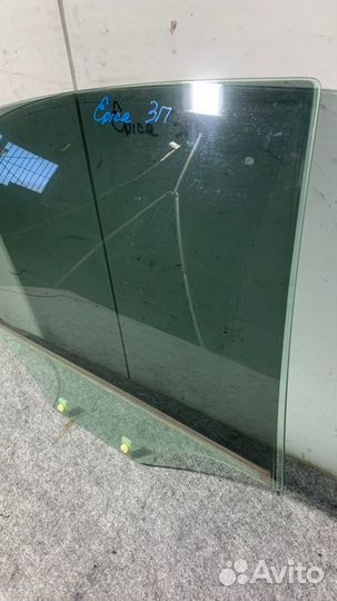 Стекло двери заднее правое Chevrolet Epica V250