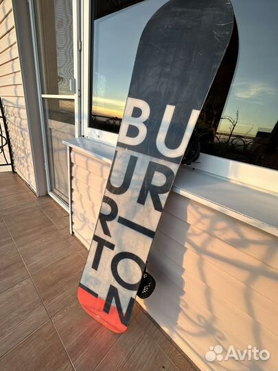 Сноуборд и крепления Burton