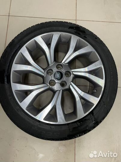 Pirelli Scorpion Verde 275/45 R21