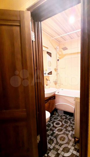 3-к. квартира, 58 м², 4/4 эт.