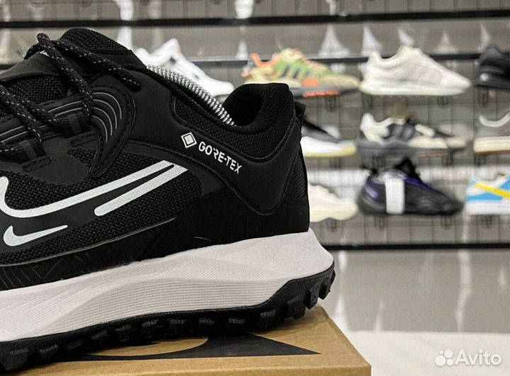 Кроссовки Nike mountain fly для сильных мужчин