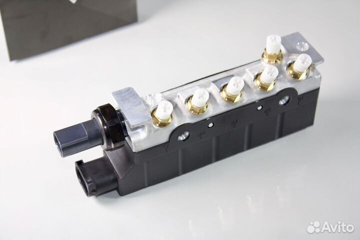 Блок клапанов для Mercedes-Benz S-класс W220 реста