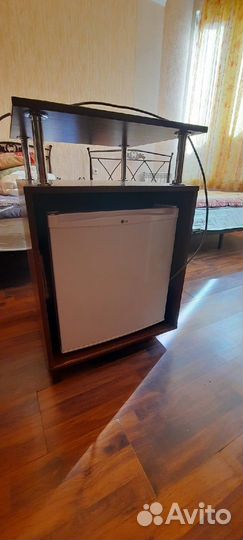 Барный холодильник LG и Samsung