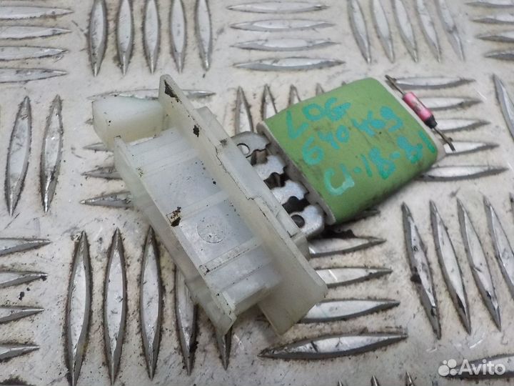 Резистор печки Renault Logan 2018