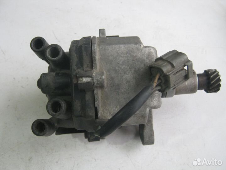 Распределитель зажигания (трамблер) Mazda 626 GE D