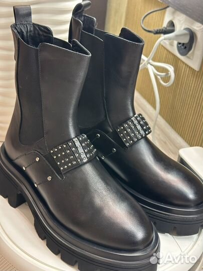 Ботинки женские 40 размер
