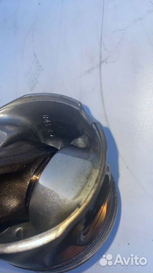 Поршень с шатуном бмв 3.0д 2005г