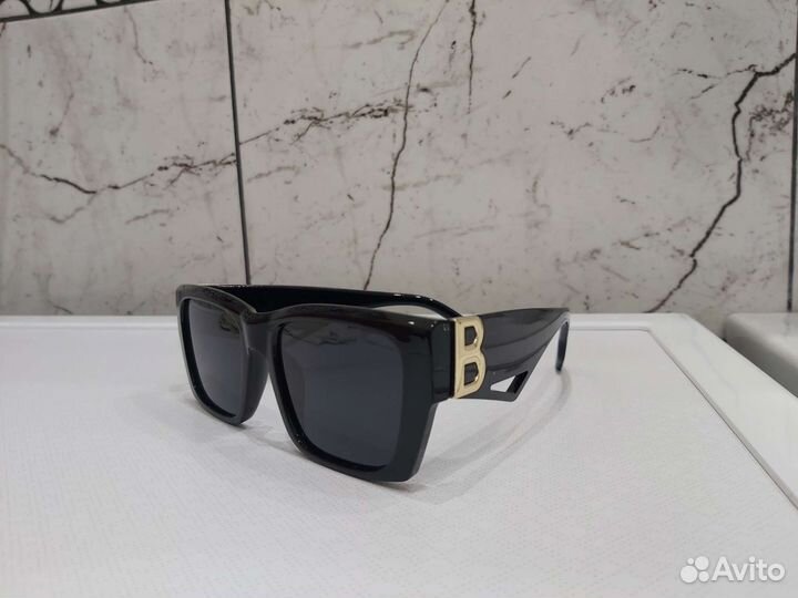 Солнцезащитные очки женские