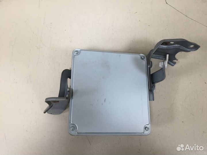 Блок управления двигателем Toyota Hilux Pick Up