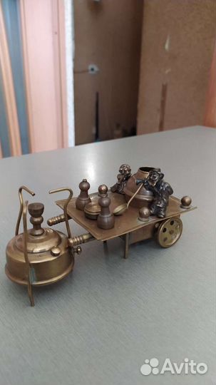 Латунь. Палевая кухня с айболитом, ягой