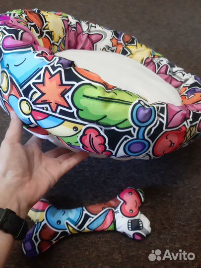 Лежанка для кошек и маленьких собак. Новая