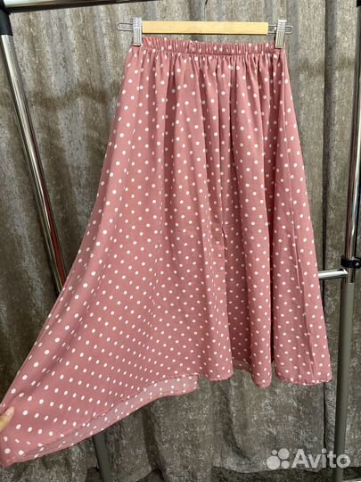 Платье солнце розовое в горошек в стиле 60х