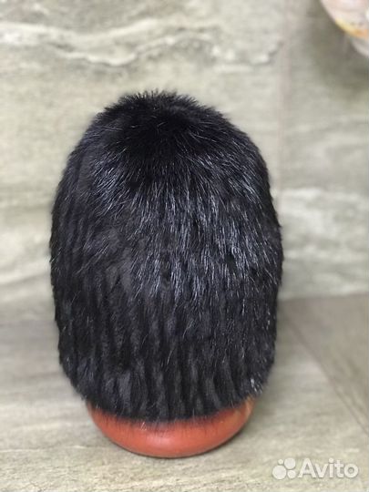 Новая Шапка вязанная с норкой