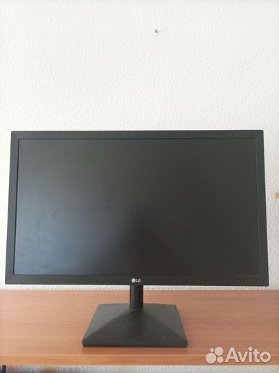 Монитор LG