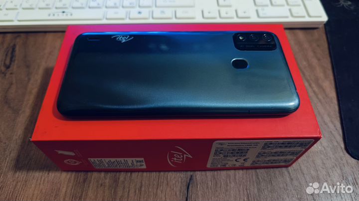 Itel A48, 2/32 ГБ