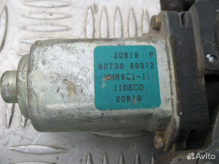 Стеклоподъемник прав задний эл. Nissan X-Trail T30