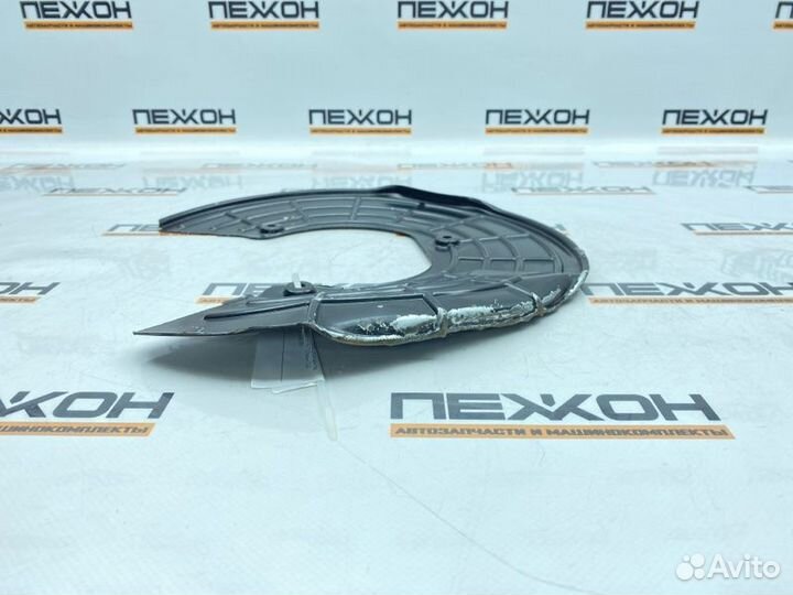 Пыльник тормозного диска задний левый Maserati