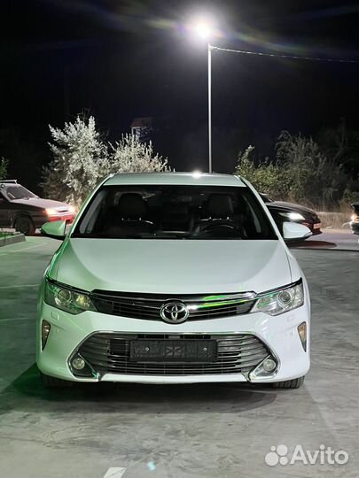 Фары на toyota camry 55