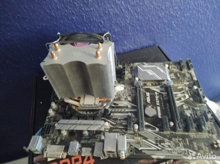 Материнская плата с процессором